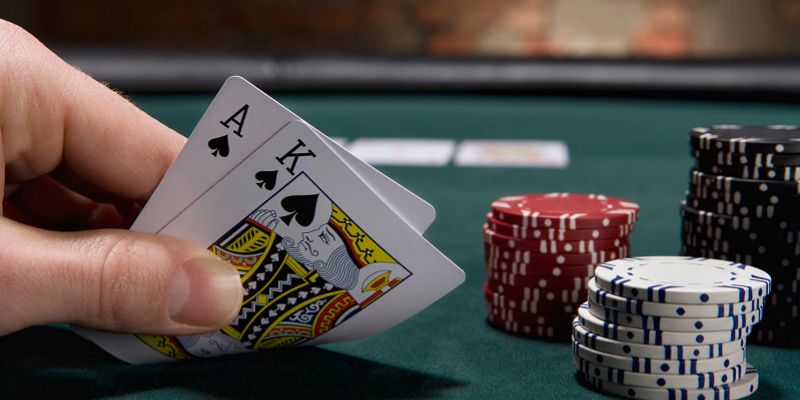 Poker - Chiến thuật chơi game bài bách chiến bách thắng
